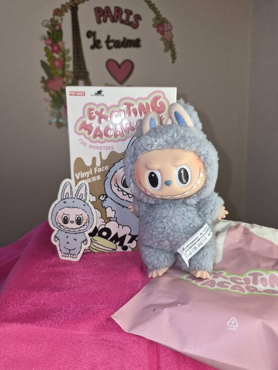 POP MART Other - NIB Exciting Macaron Labubu "Sea Salt Coconut"